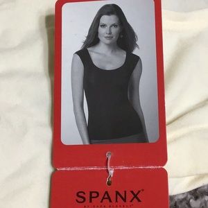 SPANX Cap Sleeve Shapewear NWT M
